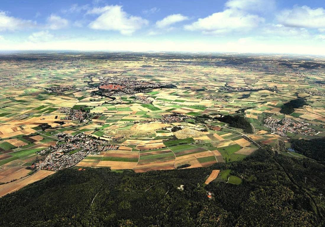 Nördlinger_Rieskrater_2009